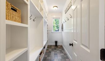 23 South St, Barrington, RI 02806
