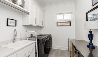 2140 Belfleur St, Baton Rouge, LA 70808