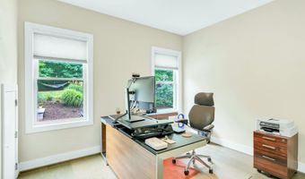 1021 Saint Emilion Ct, Apex, NC 27502