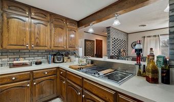 1228 Alma North St, Alma, AR 72921