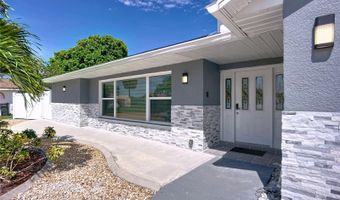 6531 SANTIAGO Ct, Apollo Beach, FL 33572