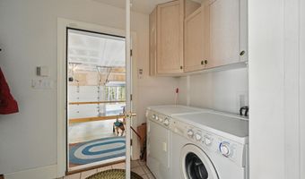 20 Eagle Point Rd, Bath, ME 04530