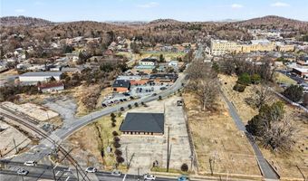 208 W Salisbury St, Asheboro, NC 27203
