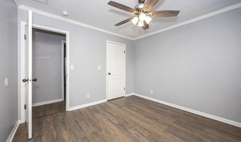 6003 E Lamar St, Bay St. Louis, MS 39520