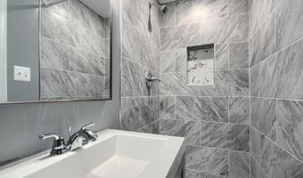 11223 WESTPORT Dr, Bowie, MD 20720
