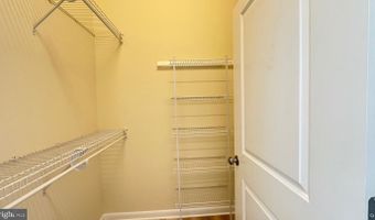 851 N GLEBE Rd #PH07, Arlington, VA 22203