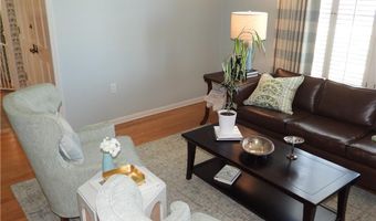 220 Lake Shore Dr, Alma, GA 31510