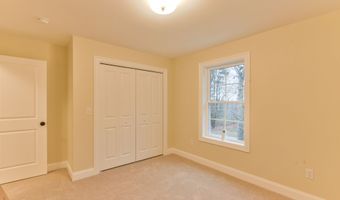 91 Pomfret Landing Rd, Brooklyn, CT 06234