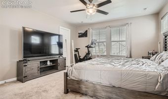 806 White Crow St, Aurora, CO 80018