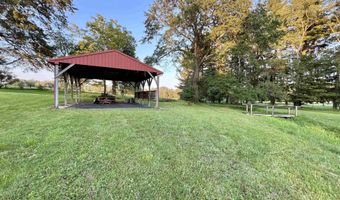 200 BB Rd, Arthurdale, WV 26520