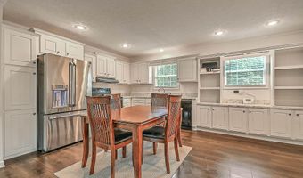 19009 Rich Valley Rd, Abingdon, VA 24210