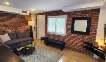 1211 33RD St NW A, Washington, DC 20007