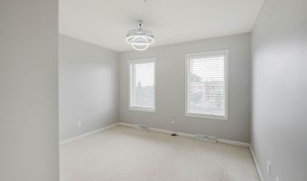 3 Bryn Mawr Ct, Albany, NY 12211