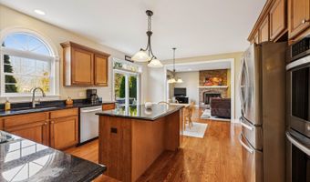 3750 Wintergreen Ter, Algonquin, IL 60102