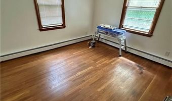 103 Windsor Park Dr, Coventry, RI 02816