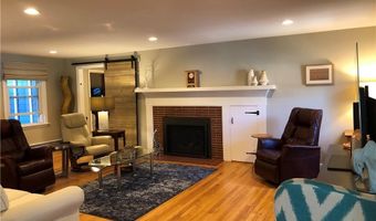27 Birchwood Dr, Cumberland, RI 02864