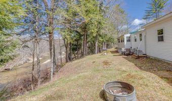 14 Lloyd St, Campton, NH 03223