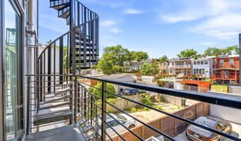 615 IRVING St NW 2, Washington, DC 20010