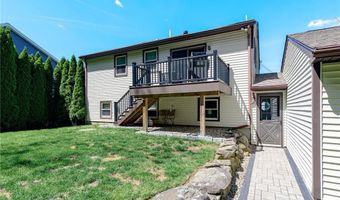 42 Seminole Trl, Cranston, RI 02921
