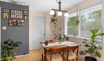 795 Oak Knoll Dr, Ashland, OR 97520