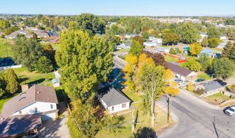 1182 S Meridian St, Blackfoot, ID 83221