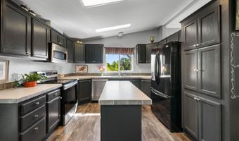 16770 Scout Ave, Anderson, CA 96007