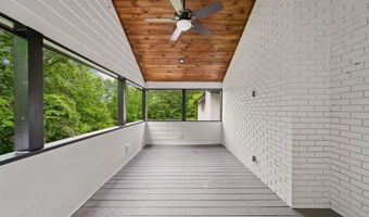 136 Ridgecrest Dr, Ball Ground, GA 30107