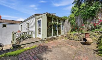 70 Holt St, Airville, PA 15203