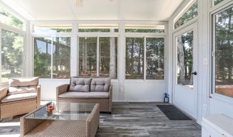 15 SHADY STREAM Rd, Barnegat, NJ 08005