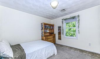 394 Westmoreland Ln, North Kingstown, RI 02852