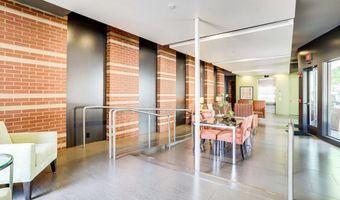 3800 LANGSTON Blvd 202, Arlington, VA 22207