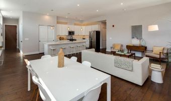 3542 WARDER St NW 204, Washington, DC 20010