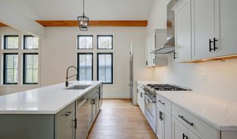19 Hidden Glade Dr, Bartlett, NH 03845