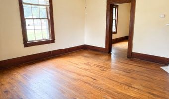 4512 Thomasville Dr, Acworth, GA 30101