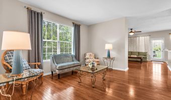37 Solomans Dr, Barnegat, NJ 08005