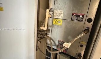 20515 E Country Club Dr 147, Aventura, FL 33180