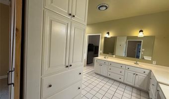 607 Nelson, McAlester, OK 74501