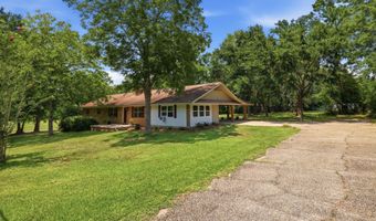 9260 Pinecrest Dr, Biloxi, MS 39532