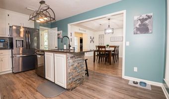 102 Pinehurst Dr, Ashford, AL 36312