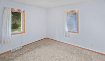 130 Chestnut St E, Annandale, MN 55302