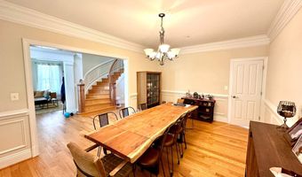 6204 MELVERN Dr, Bethesda, MD 20817