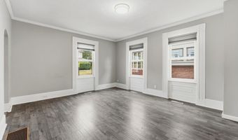 305 W 7Th St, Auburn, IN 46706