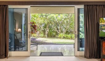 24 Hoolei Cir T-1, Kihei, HI 96753
