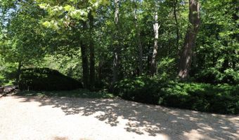 714 Edgewood Dr, Batesville, IN 47006
