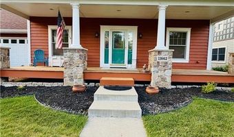 11662 Laketowne Vw, Albertville, MN 55301
