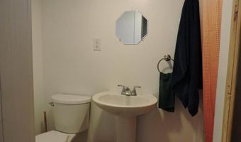 82 Townsend Rd, Augusta, ME 04330