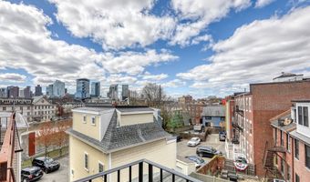 16 Chestnut St, Boston, MA 02129