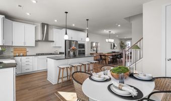 42131 SHINING STAR Sq, Ashburn, VA 20148