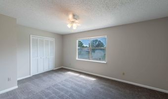 890 HIBISCUS St, Atlantic Beach, FL 32233