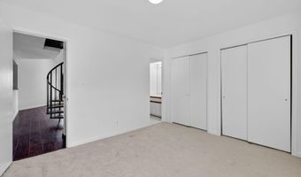 6017- F CURTIER Dr F, Alexandria, VA 22310